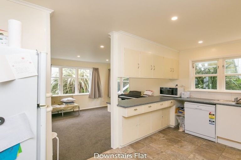 Photo of property in 21 South Karori Road, Karori, Wellington, 6012