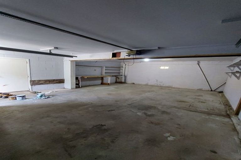 Photo of property in 3/496 Glenfield Road, Glenfield, Auckland, 0629