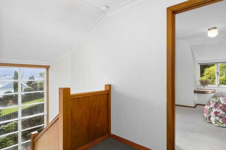 Photo of property in 32 Shandon Road, Vauxhall, Dunedin, 9013