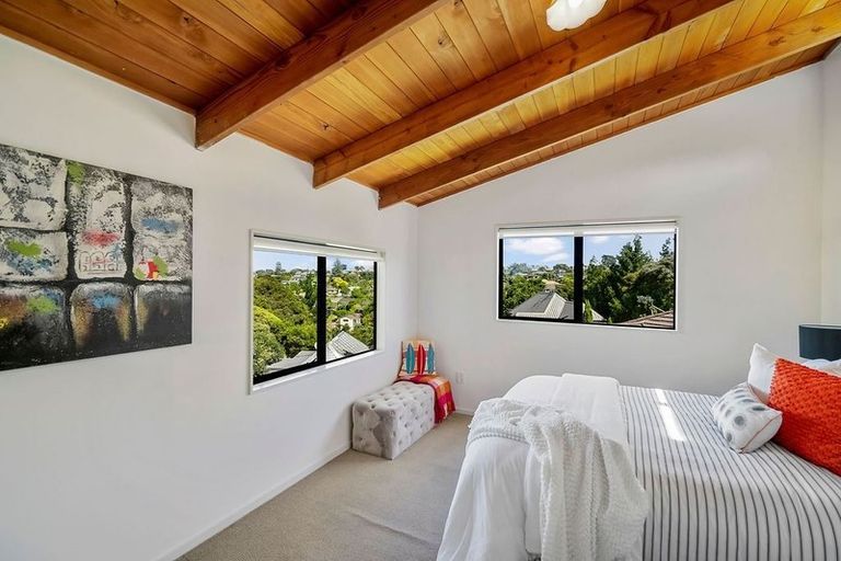 Photo of property in 1/55 James Evans Drive, Northcote, Auckland, 0627