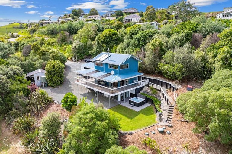 Photo of property in 1122 Whakapirau Road, Whakapirau, Maungaturoto, 0583