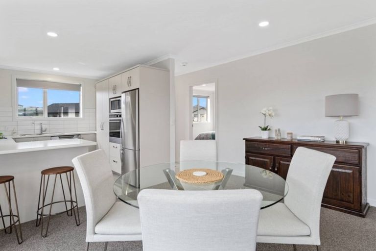 Photo of property in Waterview Estate, 69/4 Greystone Place, Omokoroa, 3114