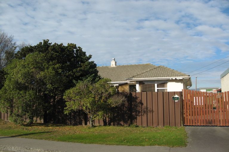 Photo of property in 45 Jervois Street, New Brighton, Christchurch, 8061