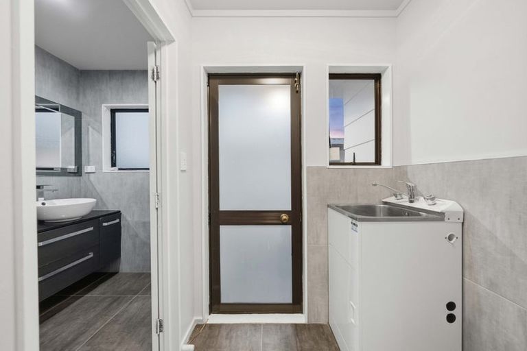 Photo of property in 1 Dalmahoy Place, Wattle Downs, Auckland, 2103