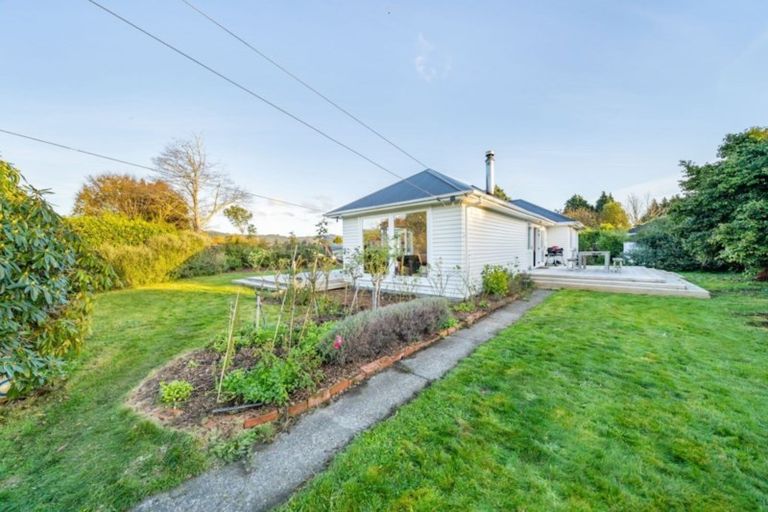 Photo of property in 27 Stephen Street, Trentham, Upper Hutt, 5018