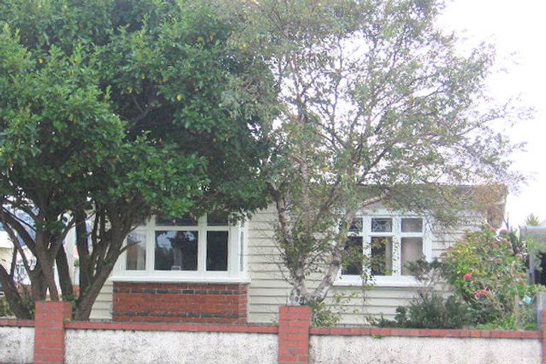 Photo of property in 393 Jackson Street, Petone, Lower Hutt, 5012