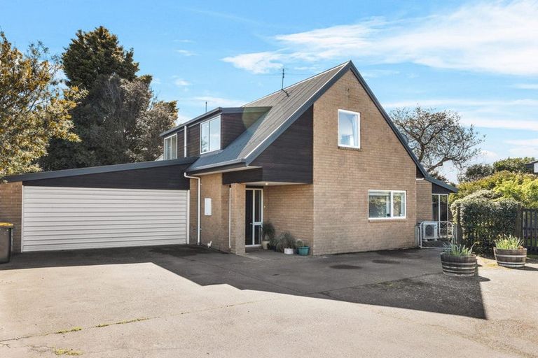 Photo of property in 35a Colwyn Street, Bryndwr, Christchurch, 8053