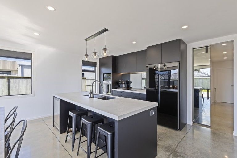 Photo of property in 29 Smith Street, Lepperton, New Plymouth, 4373