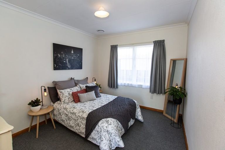 Photo of property in 38 Liverpool Street, Takaro, Palmerston North, 4412