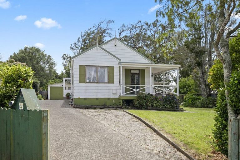 Photo of property in 35 Moloney Terrace, Pukekohe, 2120