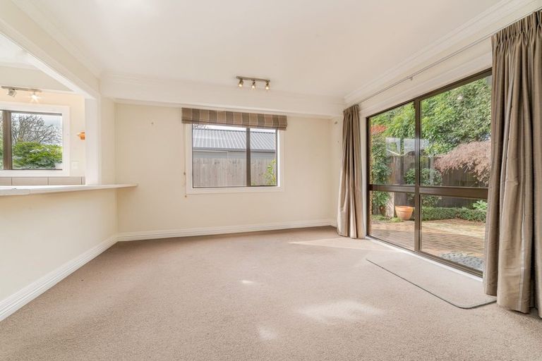 Photo of property in 6a Strowan Avenue, Fairfield, Hamilton, 3214