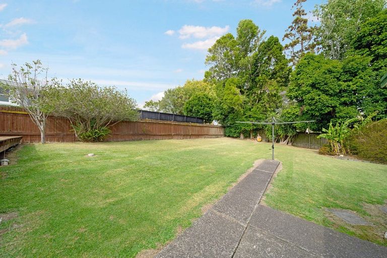 Photo of property in 12 Trig Road, West Harbour, Auckland, 0618