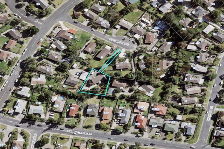 Photo of property in 7 Kilcar Place, Massey, Auckland, 0614
