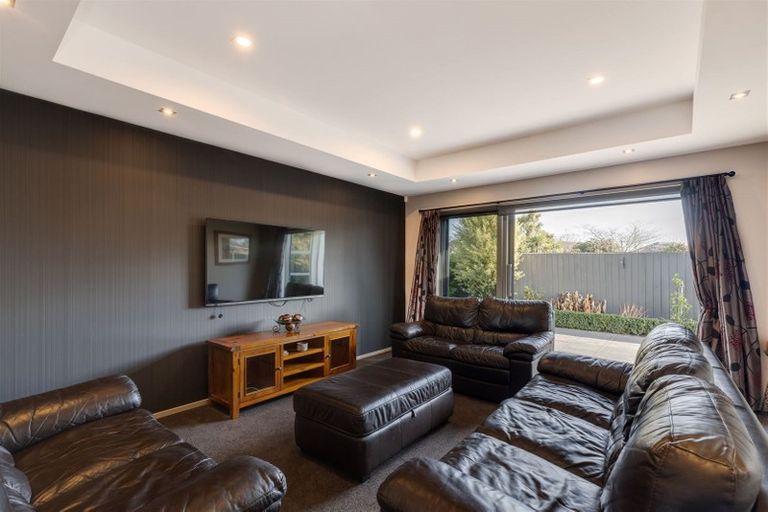 Photo of property in 11 Catkins Lane, Mairehau, Christchurch, 8052