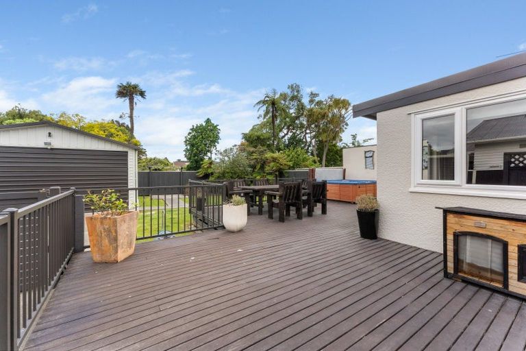 Photo of property in 11 Hathaway Avenue, Boulcott, Lower Hutt, 5010