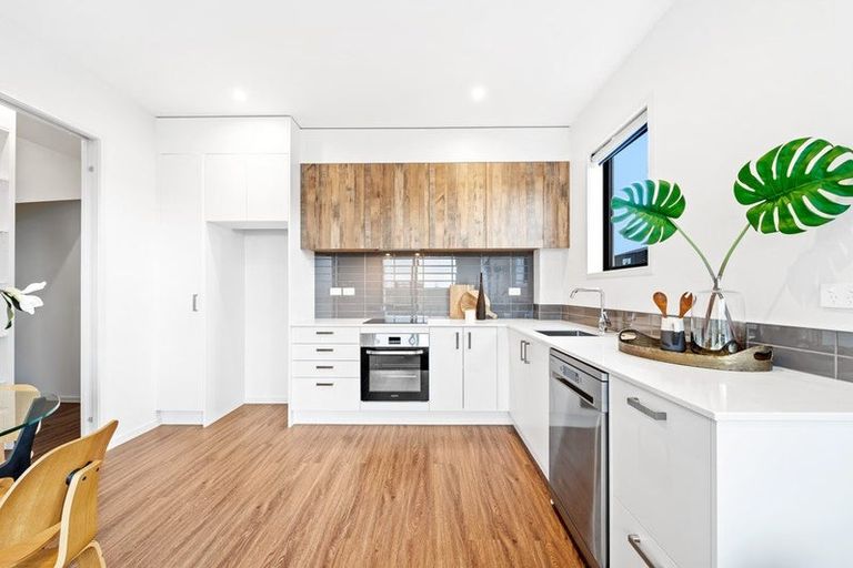 Photo of property in 6 Vasi Drive, Hobsonville, Auckland, 0616