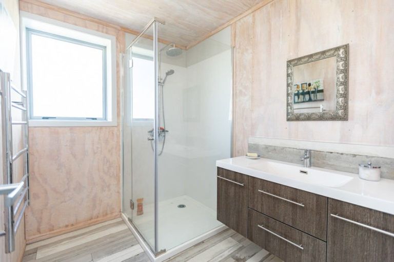 Photo of property in 275 Hauraki Road, Orongo, Thames, 3574