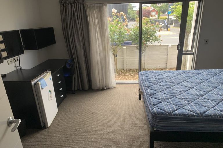 Photo of property in 677 George Street, North Dunedin, Dunedin, 9016