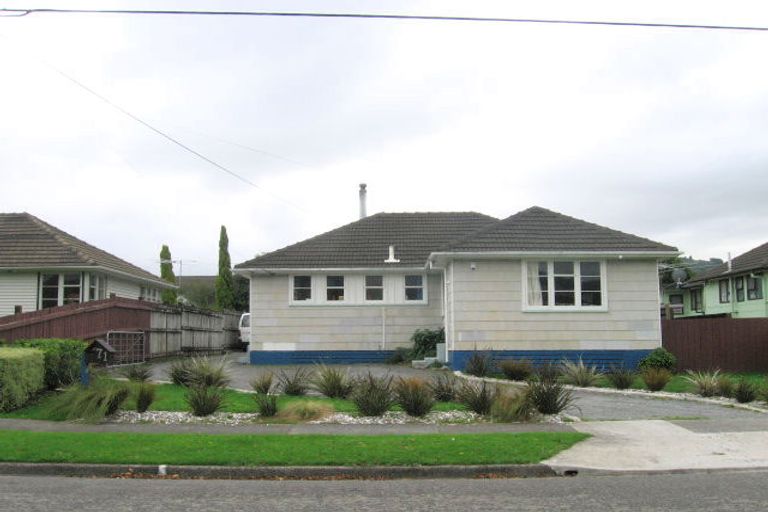 Photo of property in 71 Colson Street, Avalon, Lower Hutt, 5011