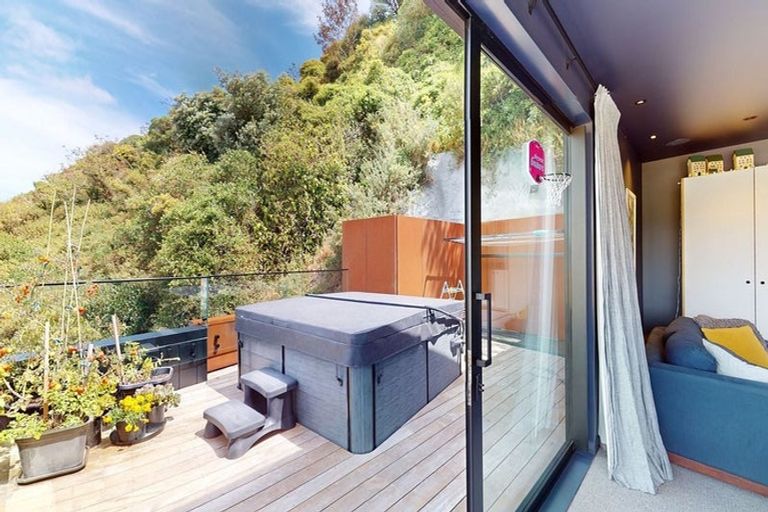 Photo of property in 308e Evans Bay Parade, Hataitai, Wellington, 6021