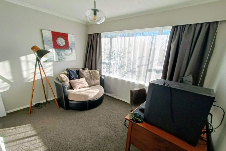 Photo of property in 8 Roberta Drive, Somerfield, Christchurch, 8024