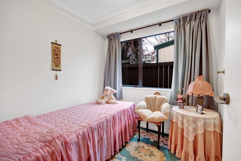 Photo of property in 14a Milmoe Street, Hawera, 4610