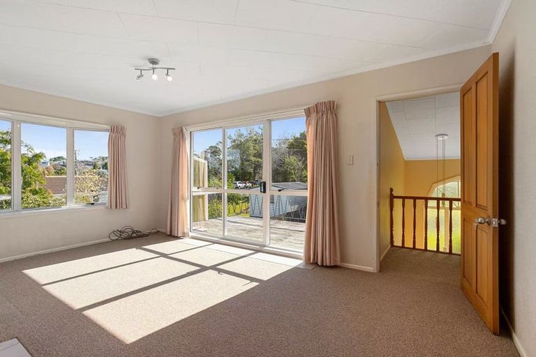 Photo of property in 1/18a Richards Avenue, Forrest Hill, Auckland, 0620