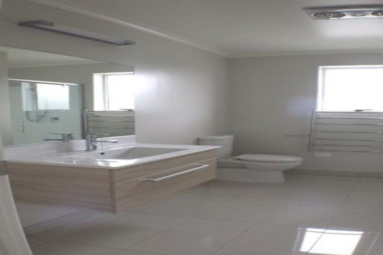 Photo of property in 4 Ponga Street, Hobsonville, Auckland, 0616