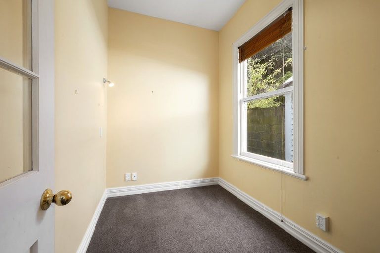 Photo of property in 69 Muritai Road, Eastbourne, Lower Hutt, 5013