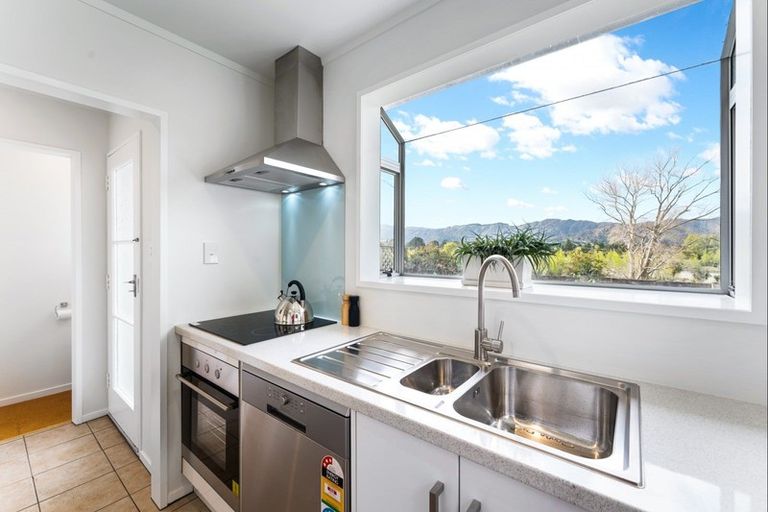 Photo of property in 264d Grounsell Crescent, Belmont, Lower Hutt, 5010