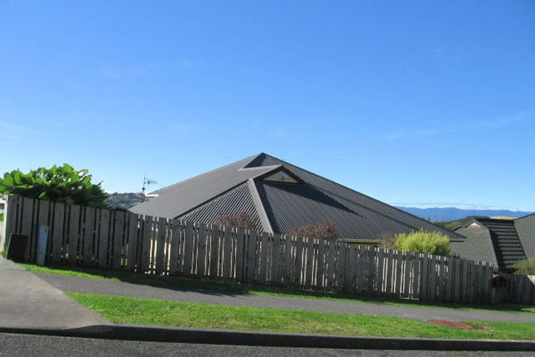 Photo of property in 68 John Sims Drive, Broadmeadows, Wellington, 6035