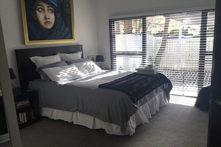 Photo of property in 135 Springfield Road, St Albans, Christchurch, 8014