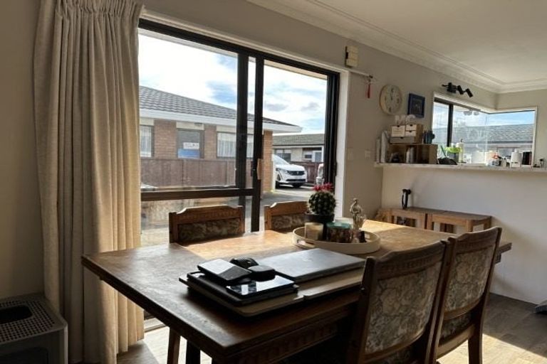 Photo of property in 3/60 Third Avenue, Tauranga, 3110