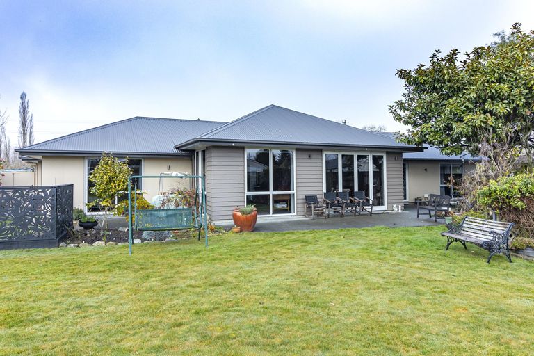 Photo of property in 3 Coles Street, Geraldine, 7930