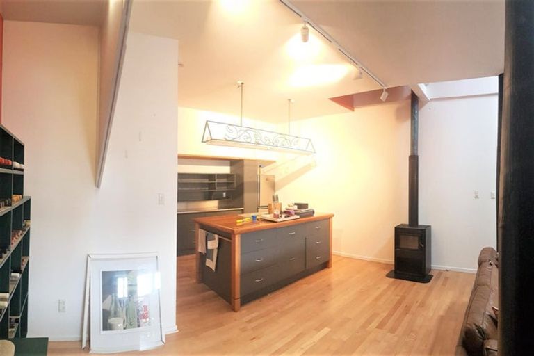 Photo of property in 2/15 Frederick Street, Te Aro, Wellington, 6011