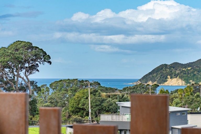 Photo of property in 5 Blue Moon Rise, Langs Beach, 0582