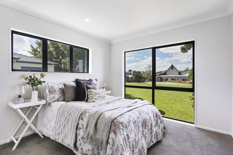 Photo of property in 8c Mahon Place, Papatoetoe, Auckland, 2025