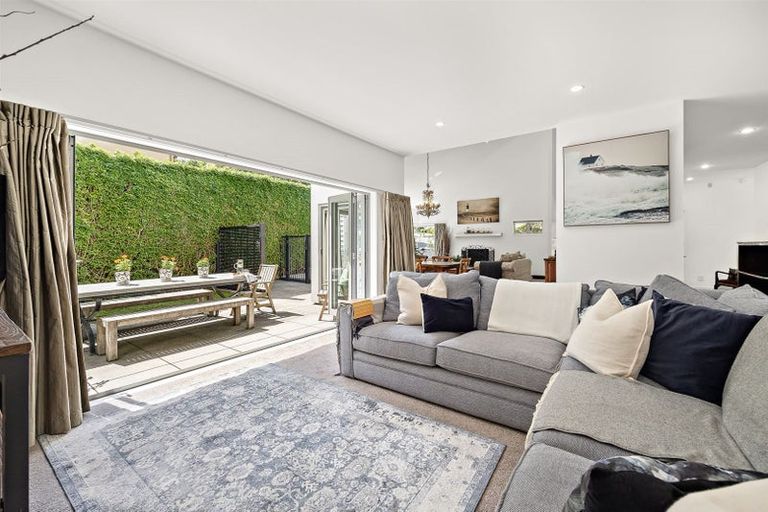 Photo of property in 49a Churchill Road, Cockle Bay, Auckland, 2014