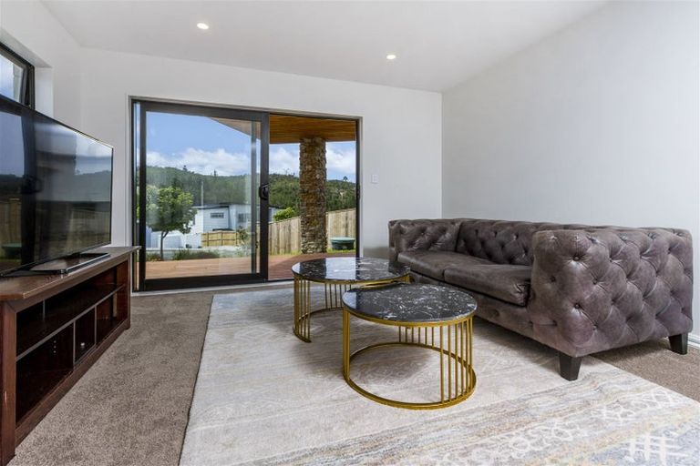 Photo of property in 50 Pacific Heights Road, Orewa, 0931