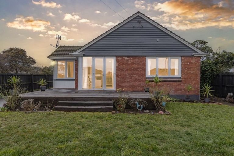 Photo of property in 90 Baynes Street, Burwood, Christchurch, 8083