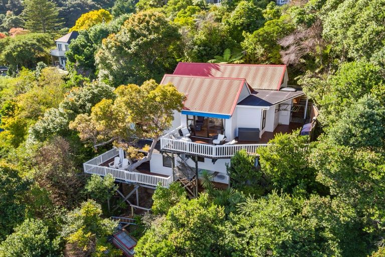 Photo of property in 236 Marine Drive, Lowry Bay, Lower Hutt, 5013