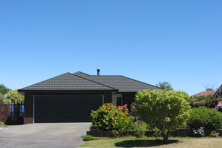 Photo of property in 6 Arden Place, Parklands, Christchurch, 8083
