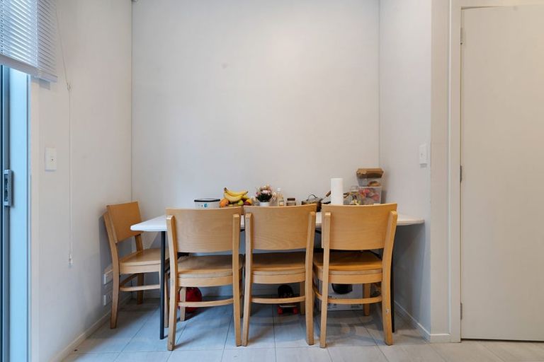 Photo of property in 36 Ceramic Lane, New Lynn, Auckland, 0600