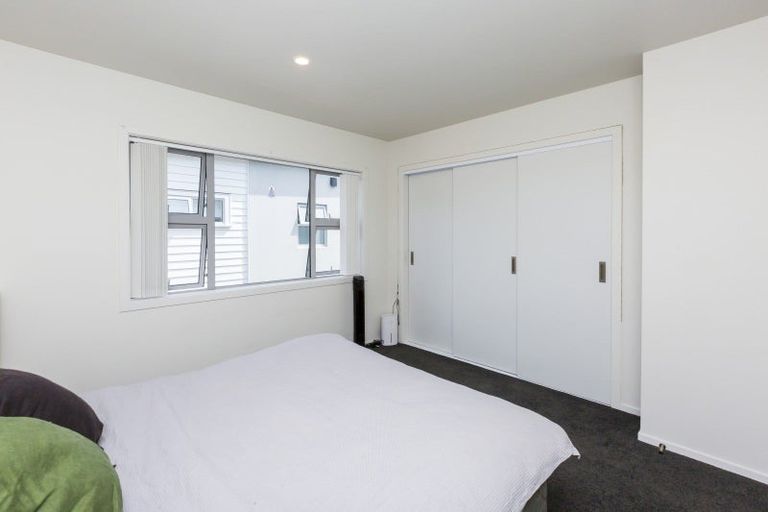Photo of property in 1115a High Street, Taita, Lower Hutt, 5011