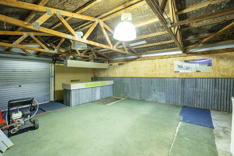 Photo of property in 404 High Street South, Carterton, 5713