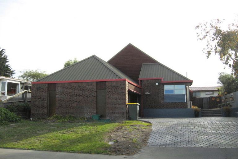 Photo of property in 73 Cheyenne Street, Sockburn, Christchurch, 8042