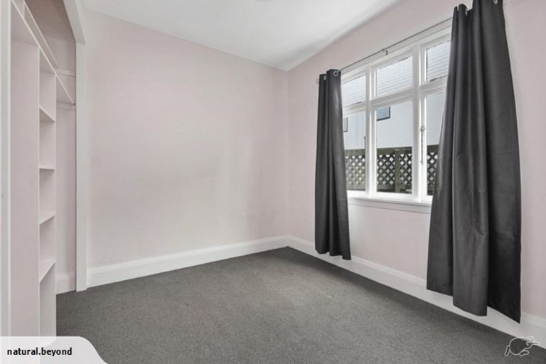 Photo of property in 1/19 Hills Road, Edgeware, Christchurch, 8013