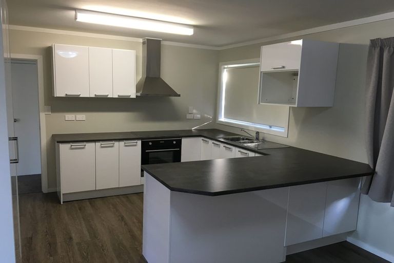 Photo of property in 422a Whangaparaoa Road, Stanmore Bay, Whangaparaoa, 0932