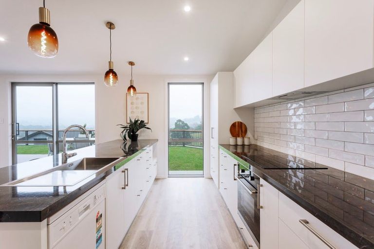 Photo of property in 7 Ella Lane, Green Island, Dunedin, 9018