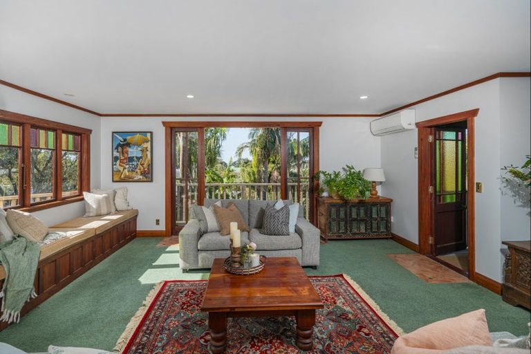 Photo of property in 19 Grange Road, Hahei, Whitianga, 3591